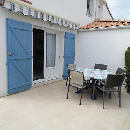 Maisonnette Avec Piscine, Terrasse, Parking, 5 Pers. - Fr-1-194-302 *